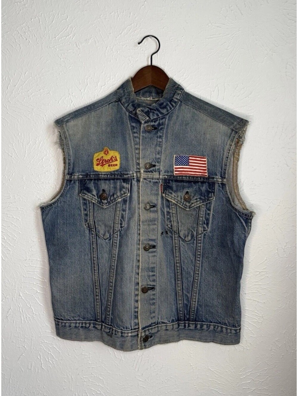 Vintage Levi's Denim Vest M USA Made Patches Stroh’s Indiana Biker 70s